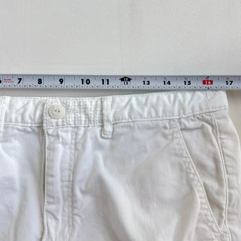 Anthropologie Chino Relaxed White Embroidered Floral Pants 99% cotton Size 31